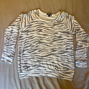Long sleeve loose fit T shirt